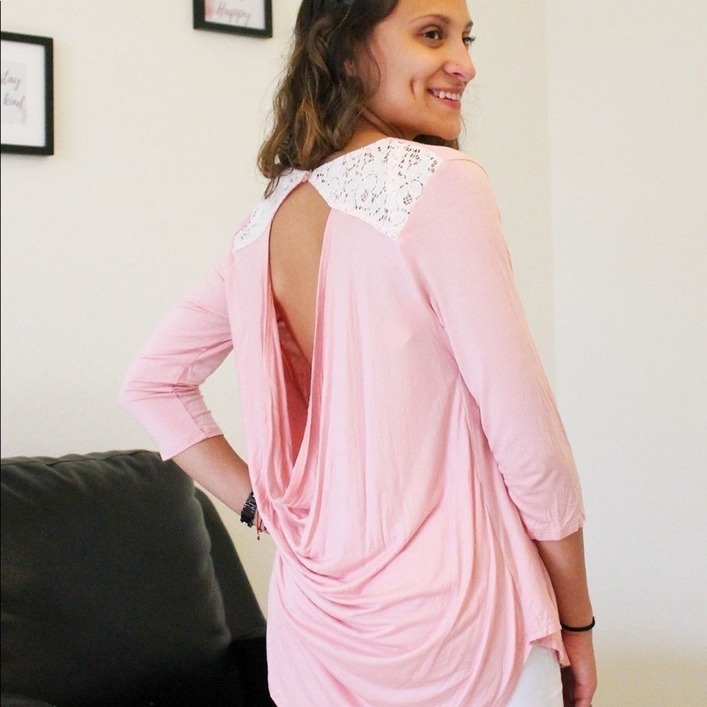 Just
Wait & See Open Back Top - Picture 4 of 6